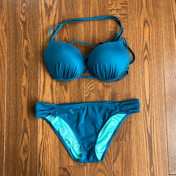 Shade Store Bikini - Picture 1 of 6